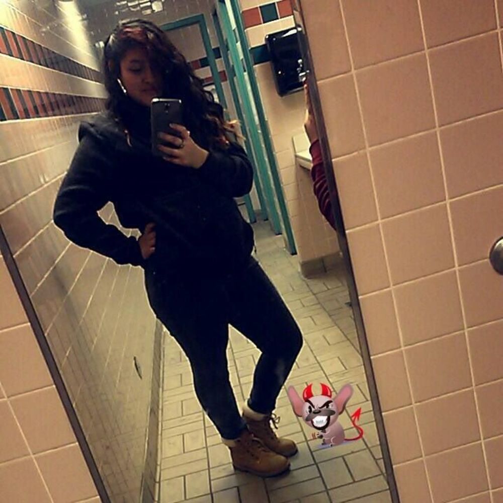 Meet your Posher, Sunny